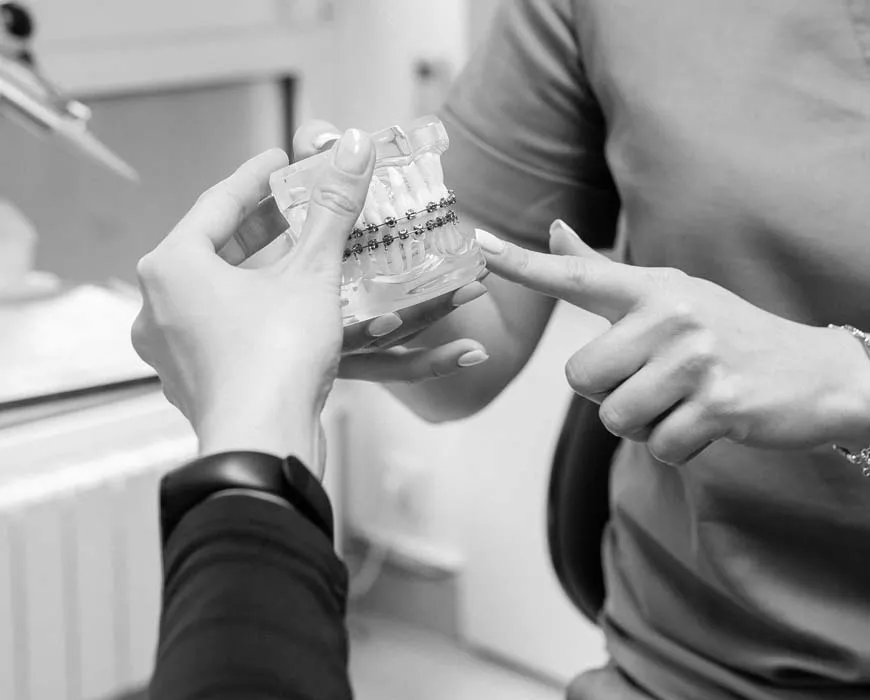 Orthodontist's initial appointment фото